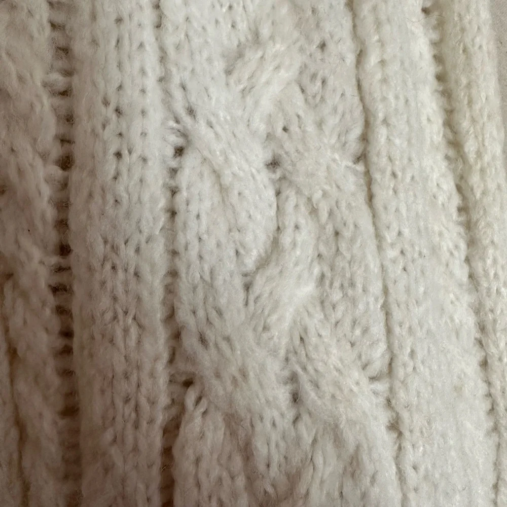 Aeropostale Cable Knit Scarf Off-White